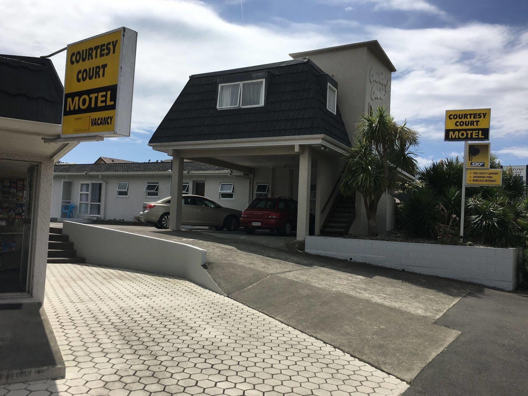 Courtesy Court Motel Nelson Exterior photo