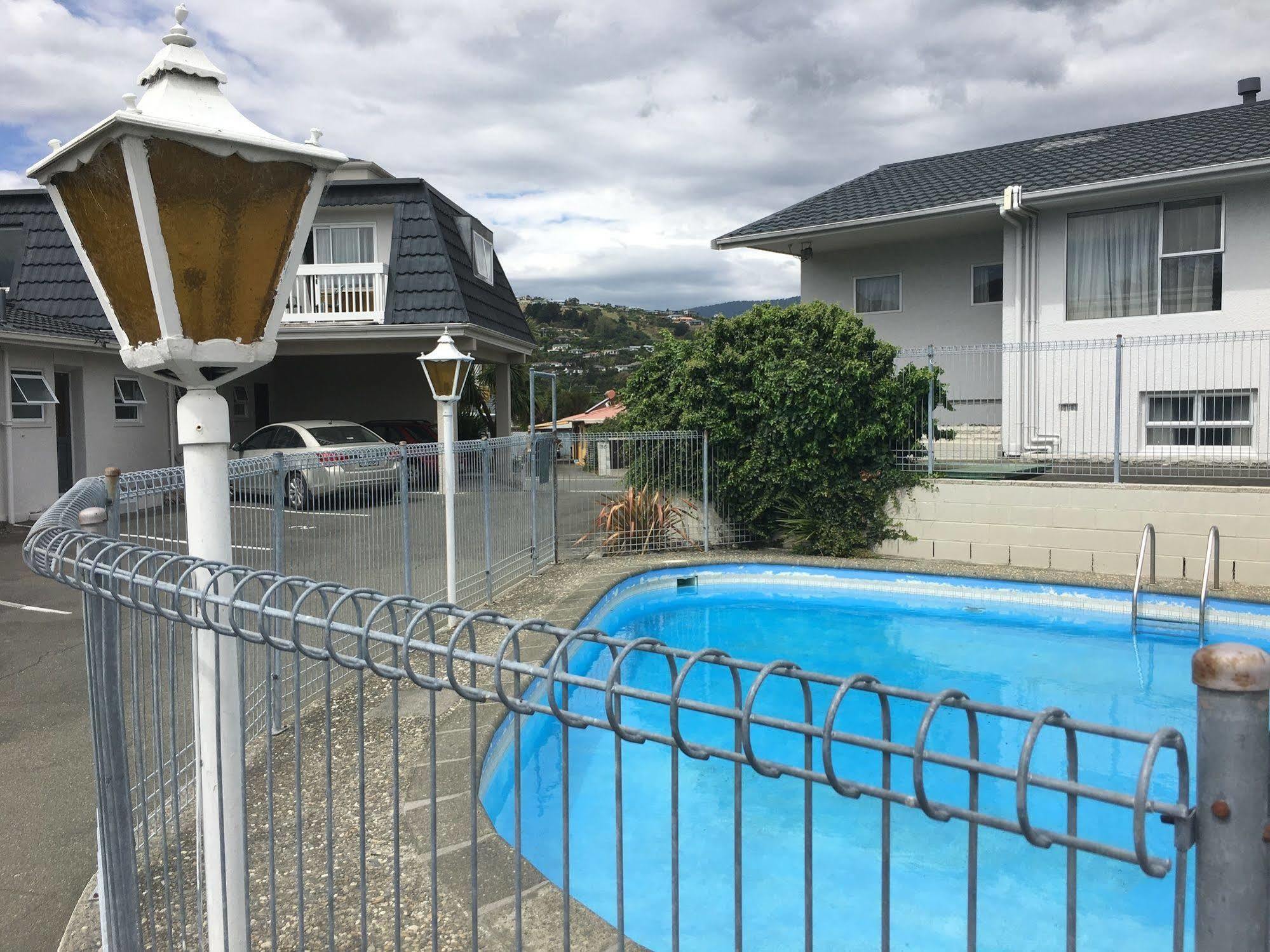 Courtesy Court Motel Nelson Exterior photo